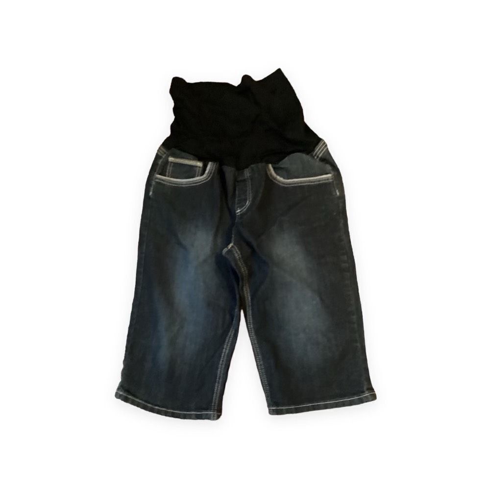 Maternity Shorts Size: XL